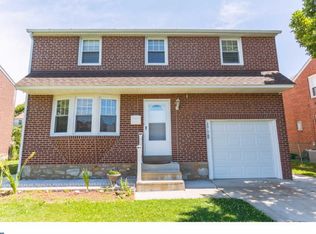 2019 Stanwood St, Philadelphia, PA 19152