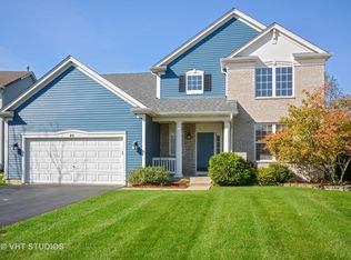 25 S Conway Ct, South Elgin, IL 60177