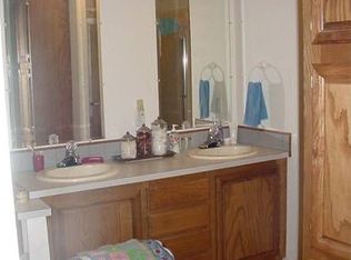 601 W Jones Ave, Calera, OK 74730