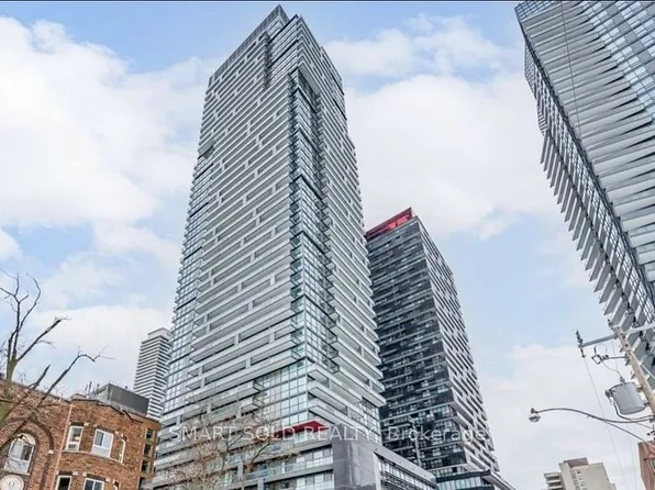 39 Roehampton Ave #505, Toronto, ON M4P 1P9
