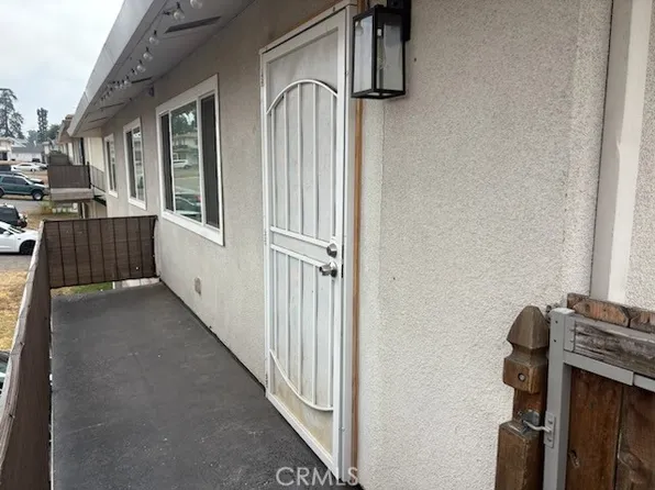 3490 Rainbow Ln, Highland, CA 92346