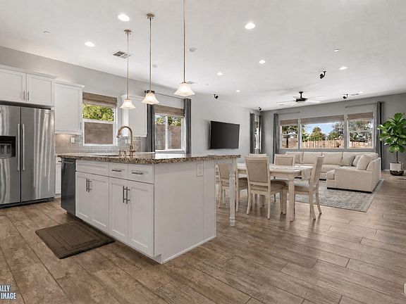 3rd image of 5010 Ventana Canyon Dr