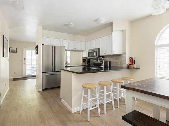 2nd image of 8205 S Wasatch Grove Ln
