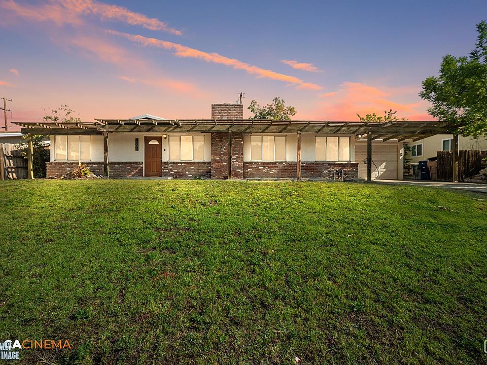 1st image of 2906 Blade Ave