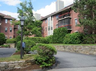 770 Salisbury St APT 526, Worcester, MA 01609