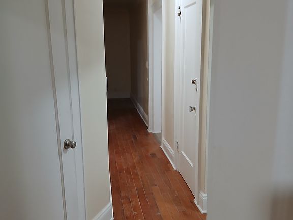 2nd image of 337 E 237th St Floor 1