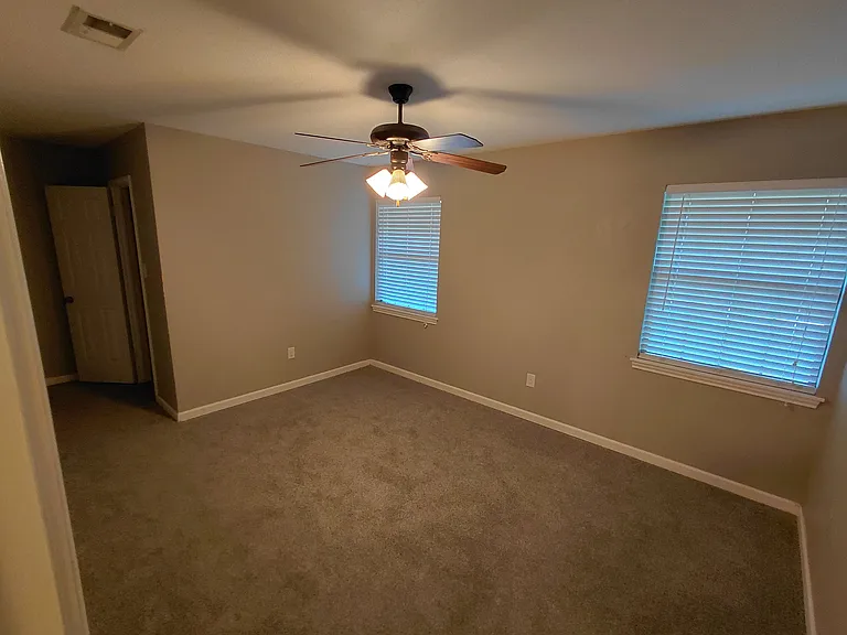 1109 W Los Angeles Cir — Photo 16