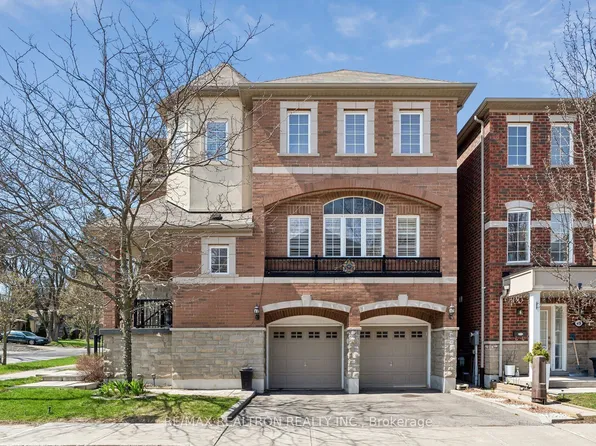 12 Dale Ave, Toronto, ON M4W 1K4