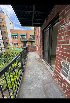 4th image of 3512 31st St #2