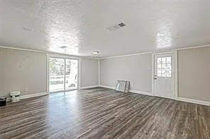 10694 Pine St — Photo 12