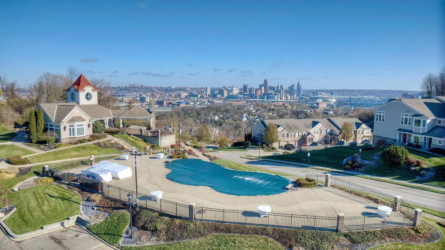 379 Southwind Ln photo 1