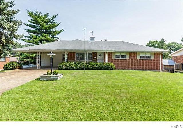 1st image of 623 Clager Dr