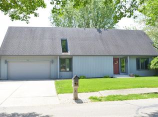 4021 Chipper Rd, Columbus, IN 47203