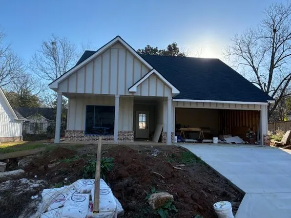 202 Polk St, New Albany, MS 38652