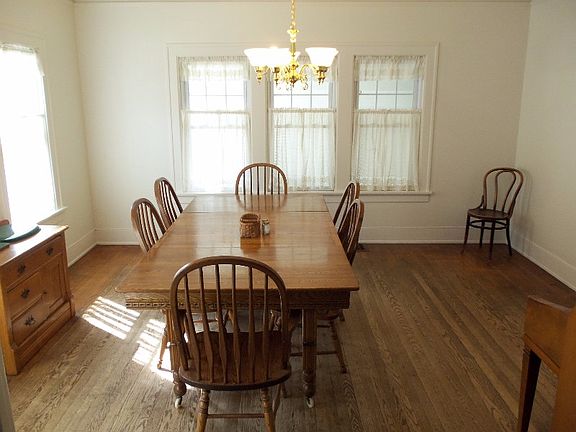 5th image of 303 E Ohio St