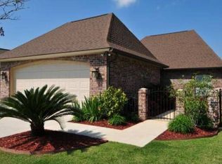 9979 Powell Ln, Denham Springs, LA 70726