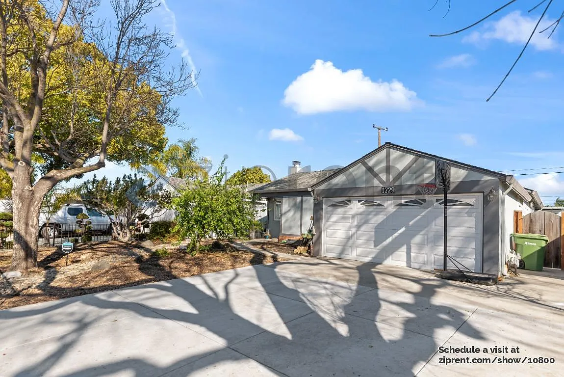 Building Photo - 1729 Laine Ave #2