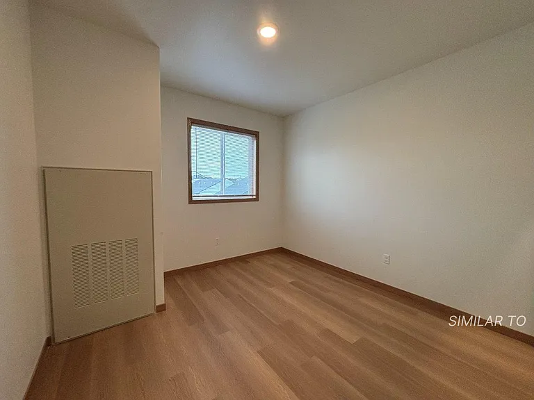 Washington Flats — Photo 11