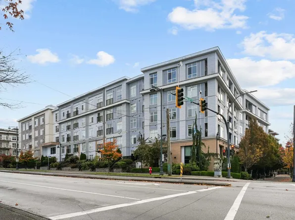 13728 108th Ave #210, Surrey, BC V3T 0G2