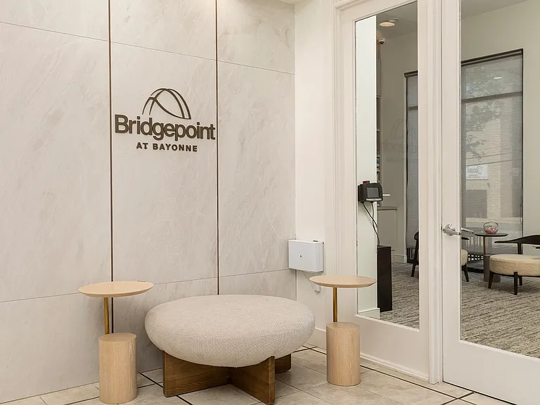 Bridgepoint at Bayonne — Photo 17
