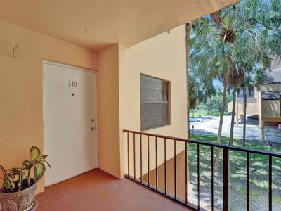 400 Commodore Drive #210, Plantation, FL, 33325