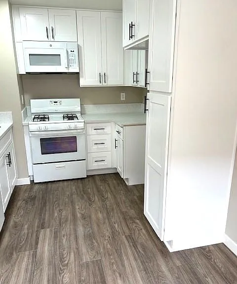 426 N Buena Vista St #1 — Photo 4