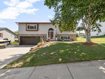 3217 Squire LANE, West Bend, WI, 53090