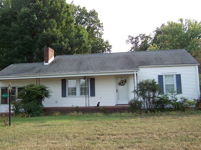 1st image of 411 Vaden Dr