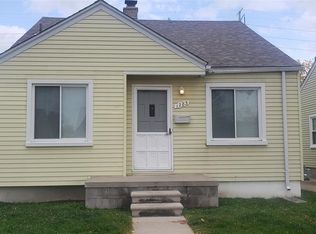 1283 10th St, Wyandotte, MI 48192