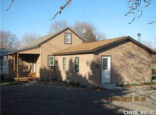 7030 N Saint Rd, Auburn, NY 13021