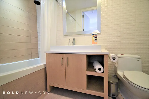 Rented by Bold New York | media 50