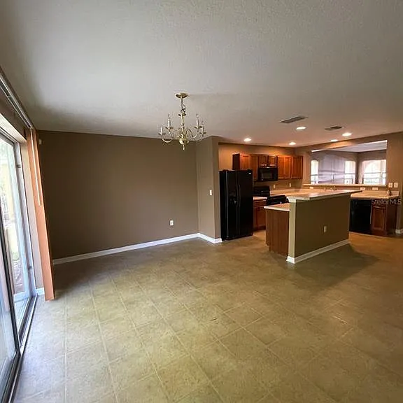 10934 Johanna Ave — Photo 7