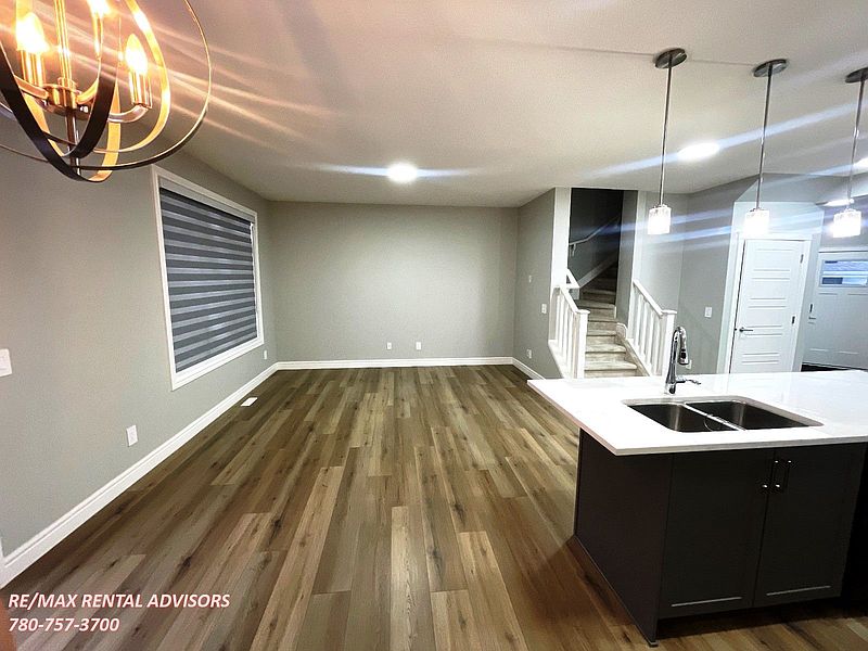 Edmonton Apartment for rent - 3 Bedrooms — photo 7