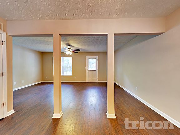 3rd image of 3512 Waldrop Trl