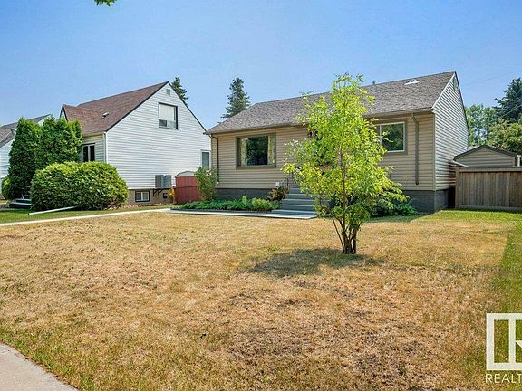 3rd image of 13339 109a Ave NW