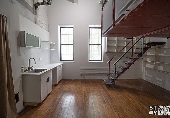 3rd image of 600 Bergen St #101