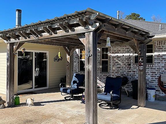 5th image of 45 Robinhood Ln