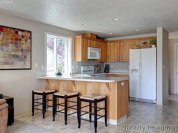 3rd image of 11537 NE 32nd St