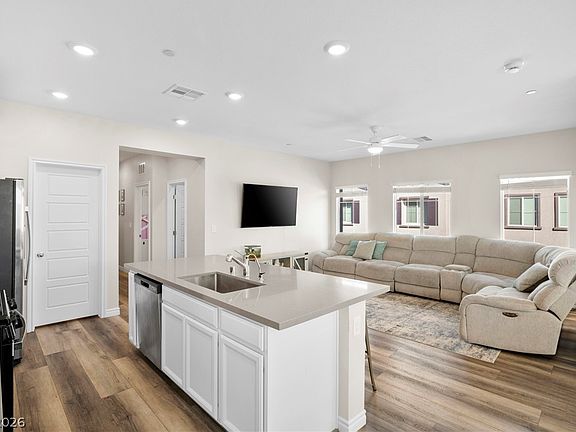 3rd image of 7206 N Decatur Blvd #6