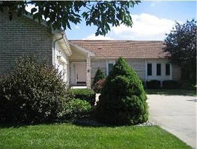 1st image of 980 Paul Dr