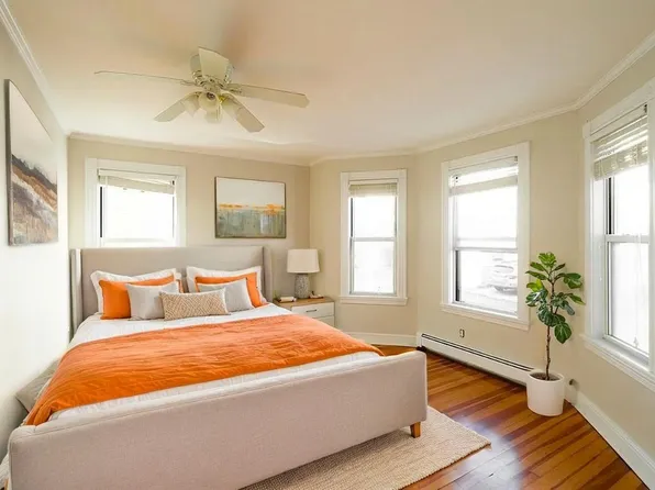 17 Milton Rd, Brookline, MA