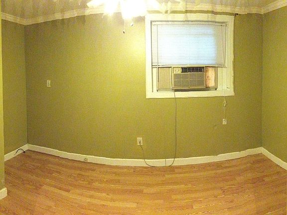 4th image of 329 Duet St