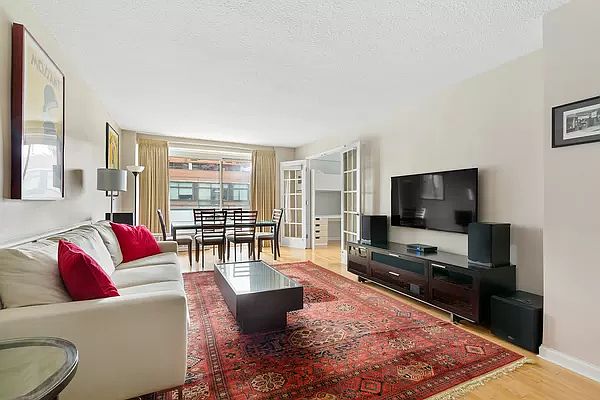 1st image of 300 E 40th St APT 28K