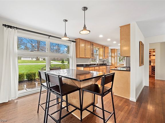 4th image of 31000 Fox Hollow Dr