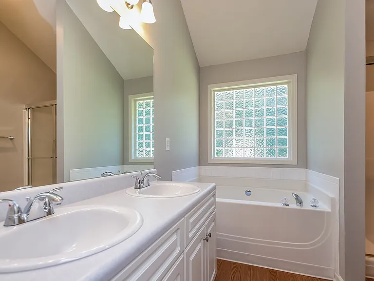 128 Paxton Pl — Photo 10