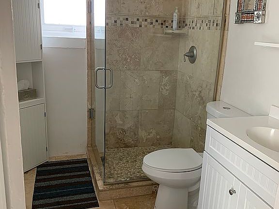 5th image of 715 One Half Galisteo St
