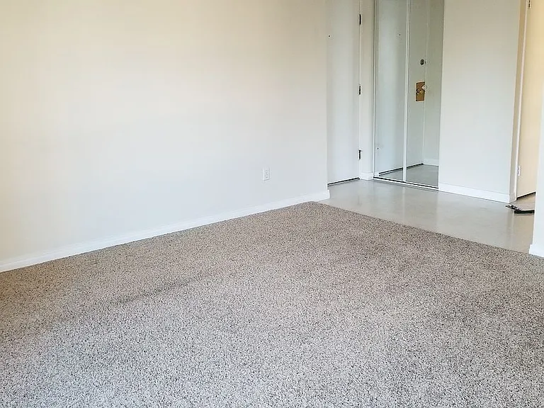 1712 10th St SW #402 — Photo 14