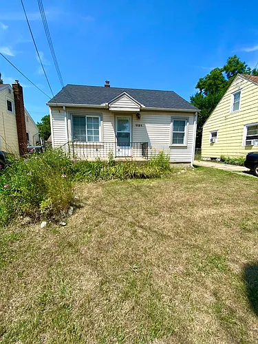 1121 Hapeman St Photo 1