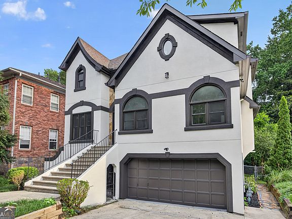 2nd image of 1419 Cartecay Dr