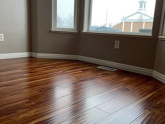 5th image of 3081 E Pinnacle Dr